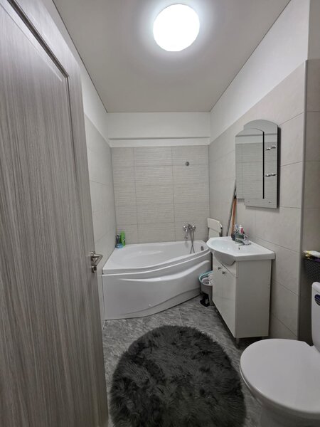 Militari, Pollux, Chiajna, vanzare gars., 3/8, bl. 2019,